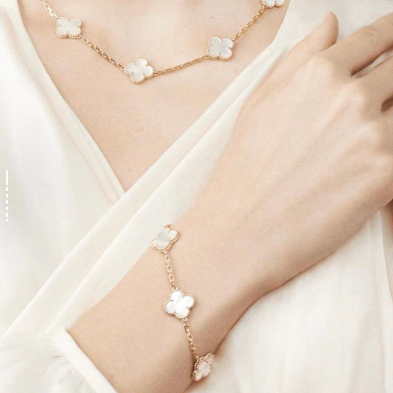 Four-leaf clover bracelet