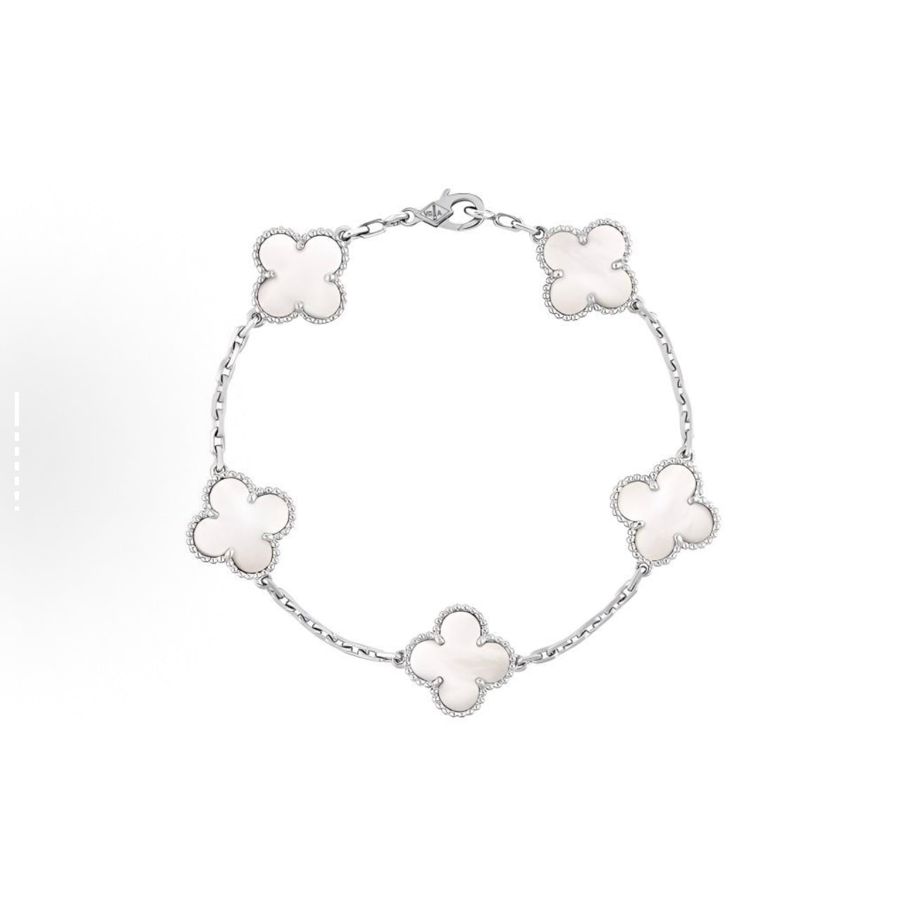 Four-leaf clover bracelet
