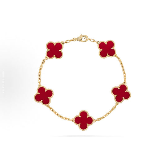 Four-leaf clover bracelet