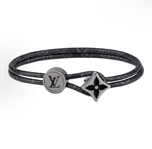 1V black and gray hand strap