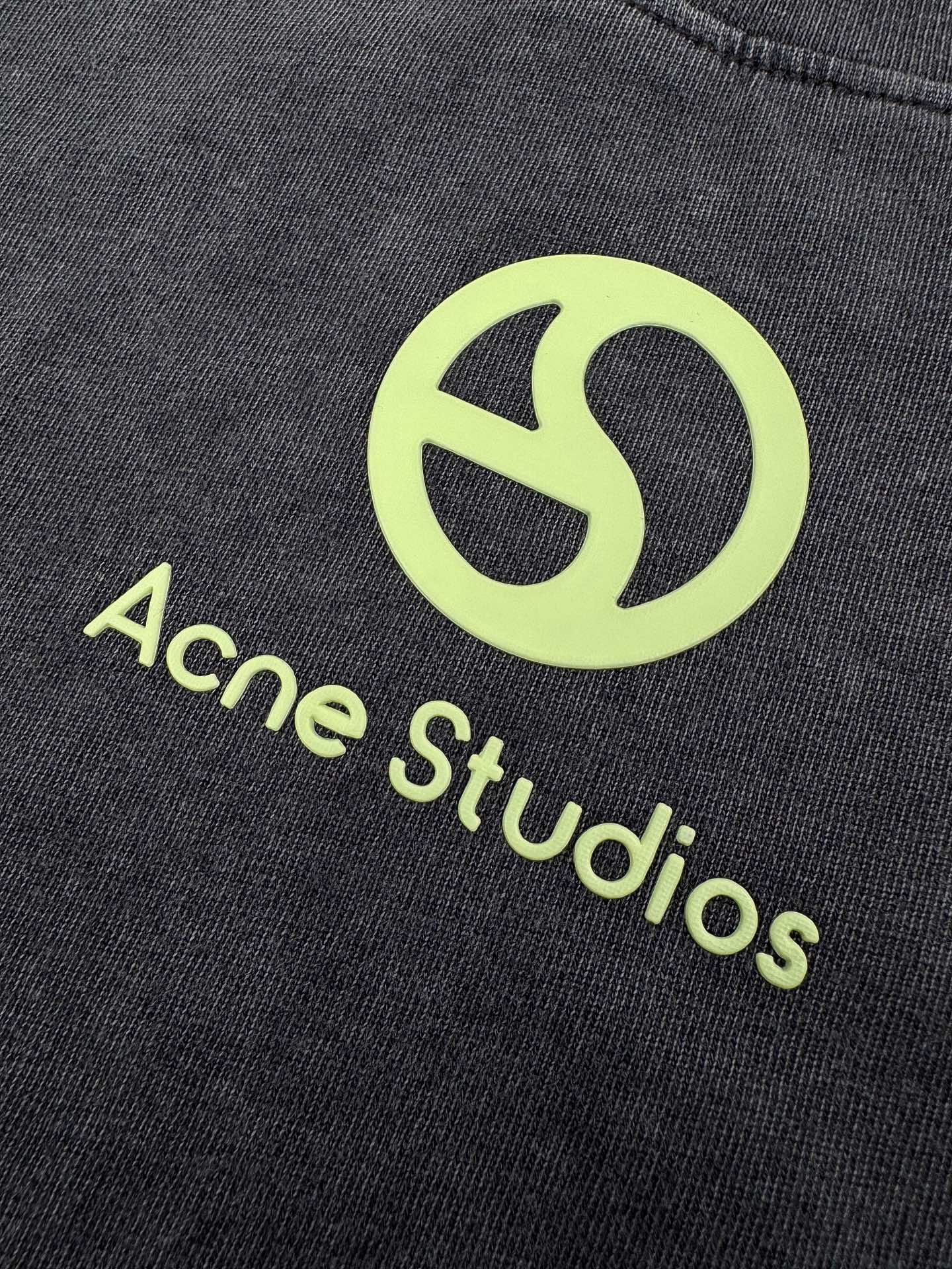 Acn T-shirt（BB771-A10）